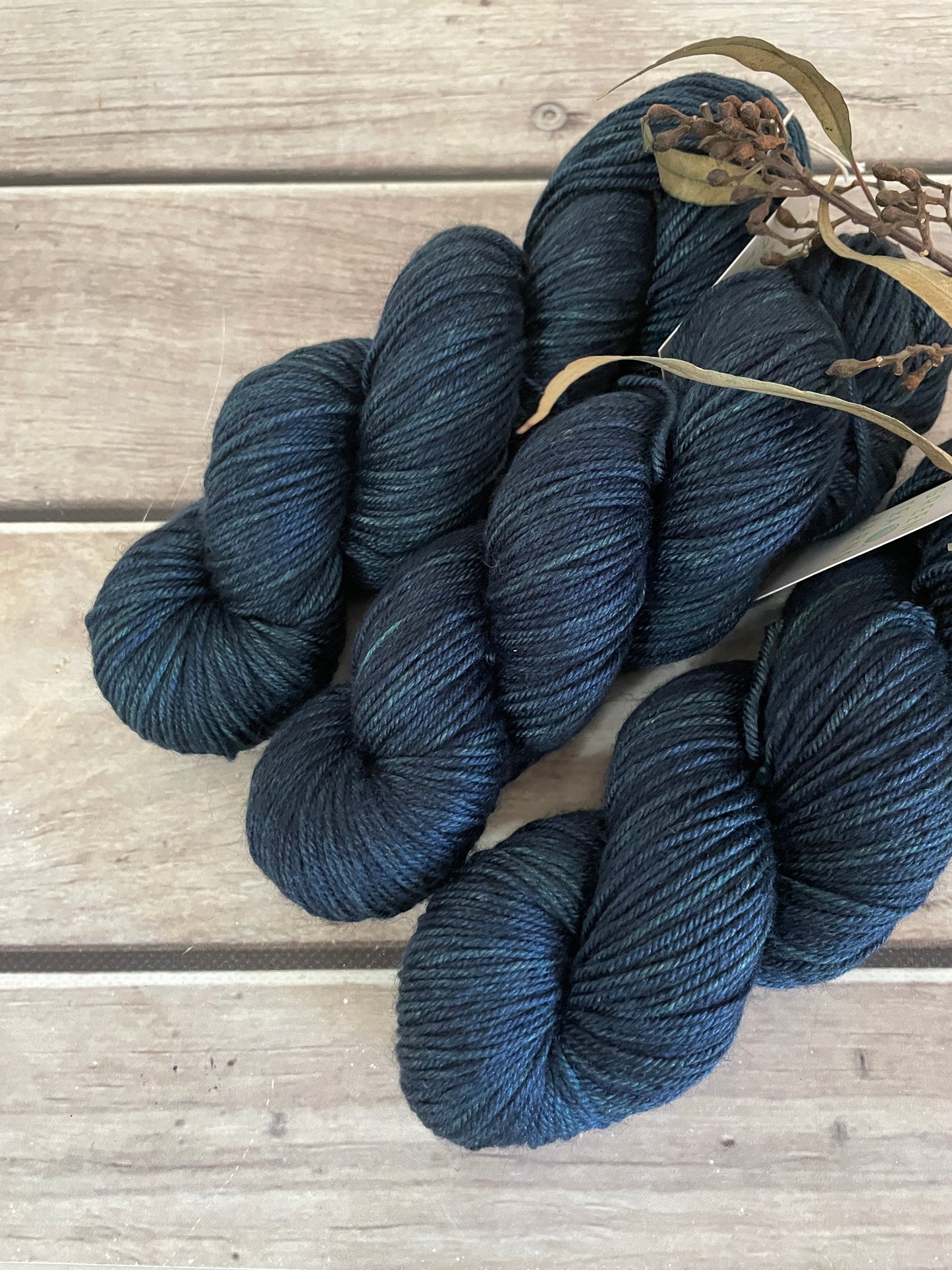 Deep Seas - 8 Ply - BFL and silk - Luschan DK