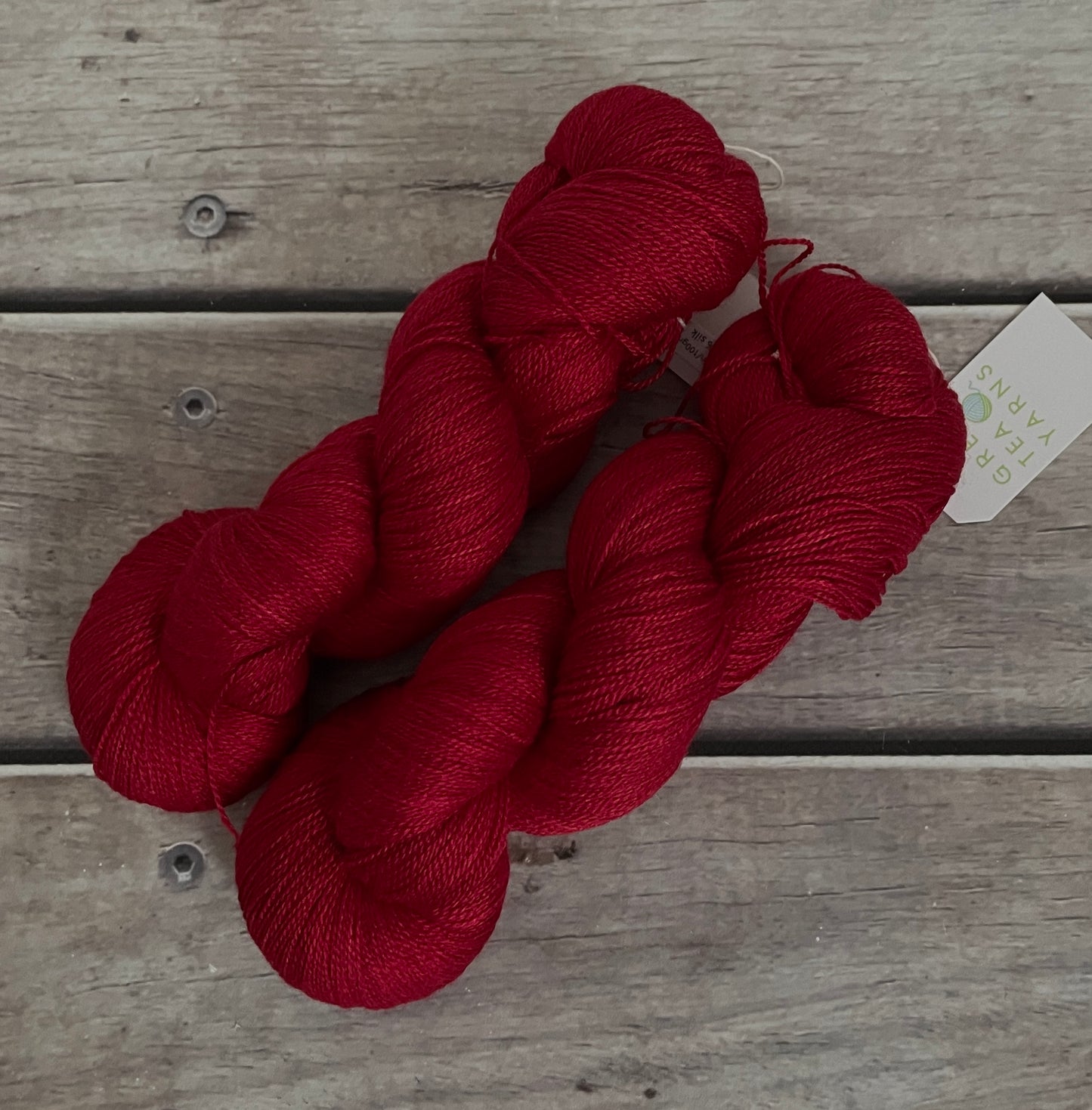 Red Lacquer - Merino/silk - 2 Ply - Jasmin