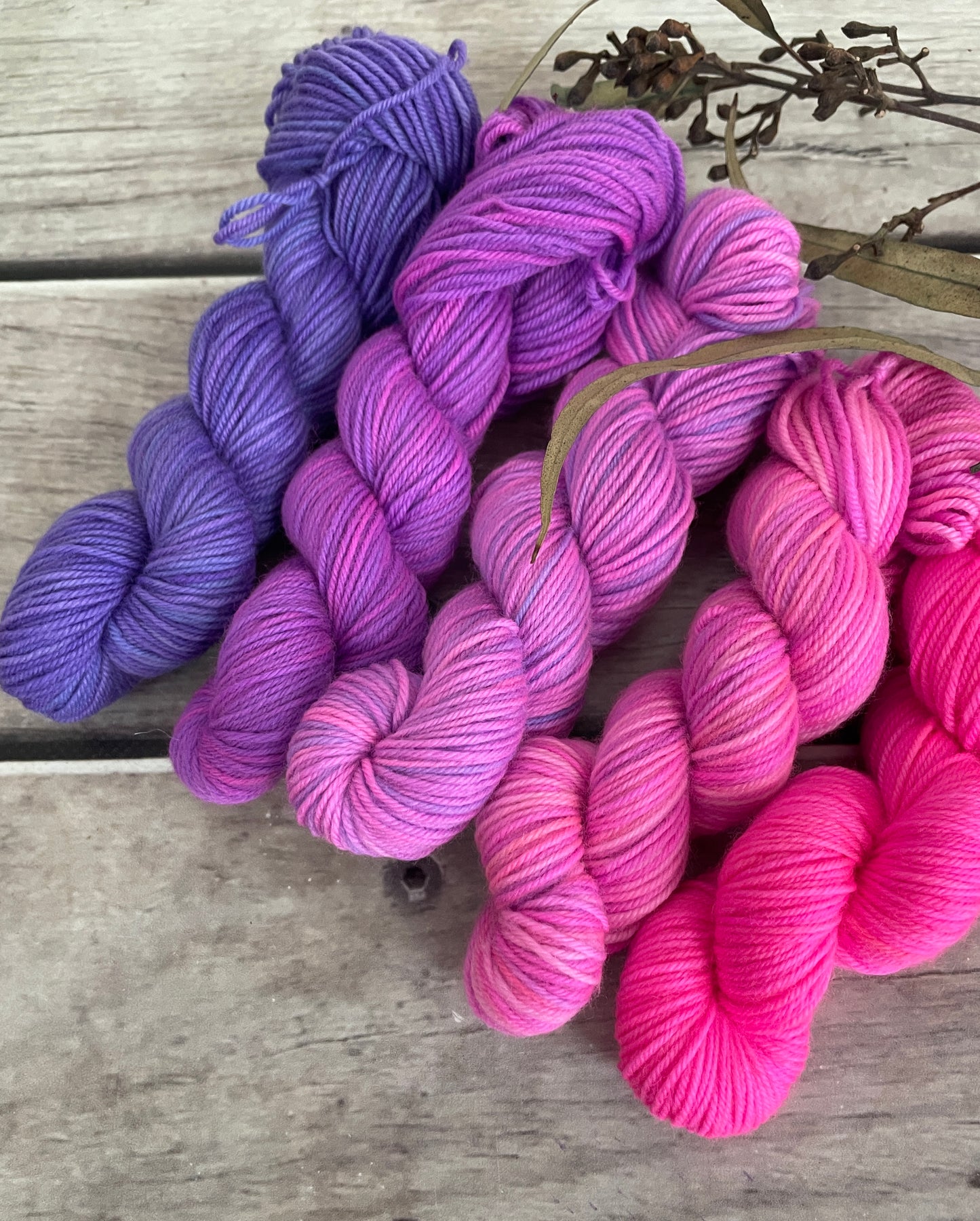 Southern Lights Kit - Darjeeling 4 ply