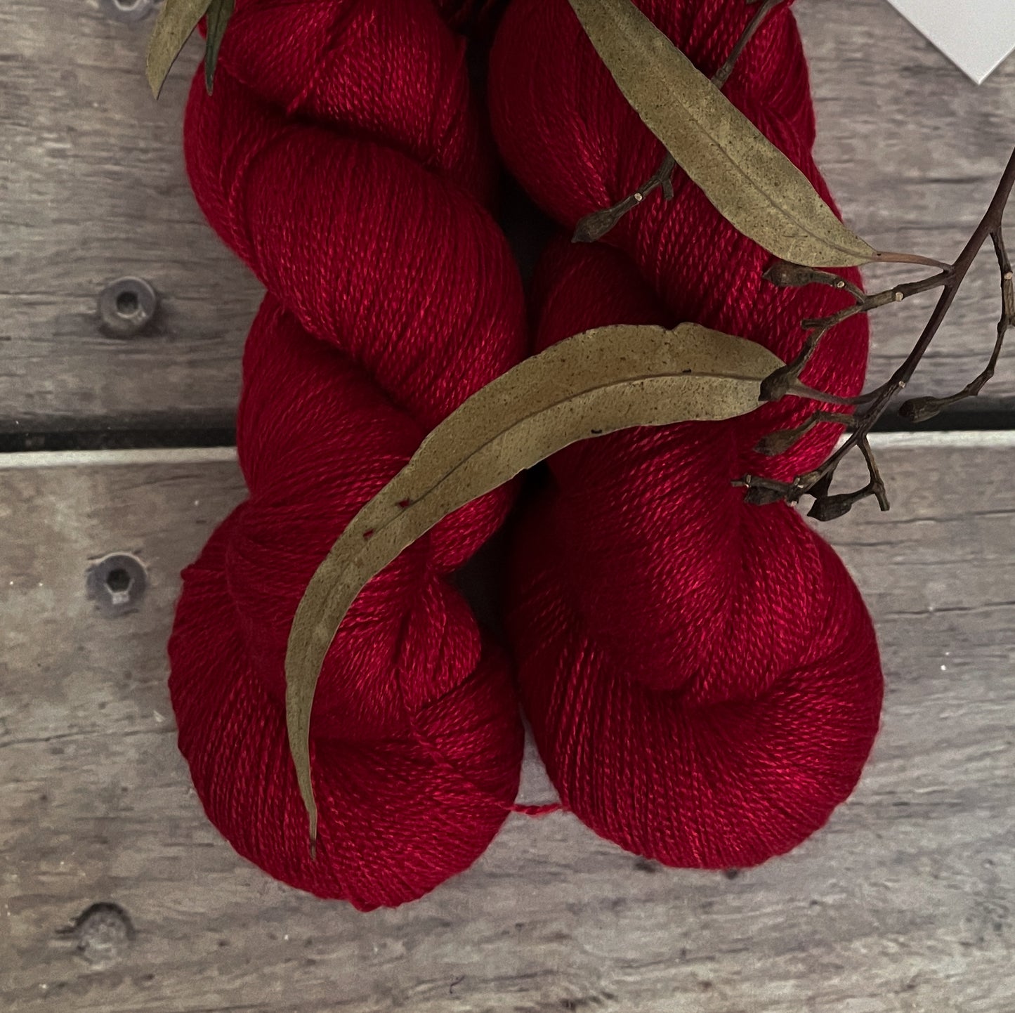 Red Lacquer - Merino/silk - 2 Ply - Jasmin