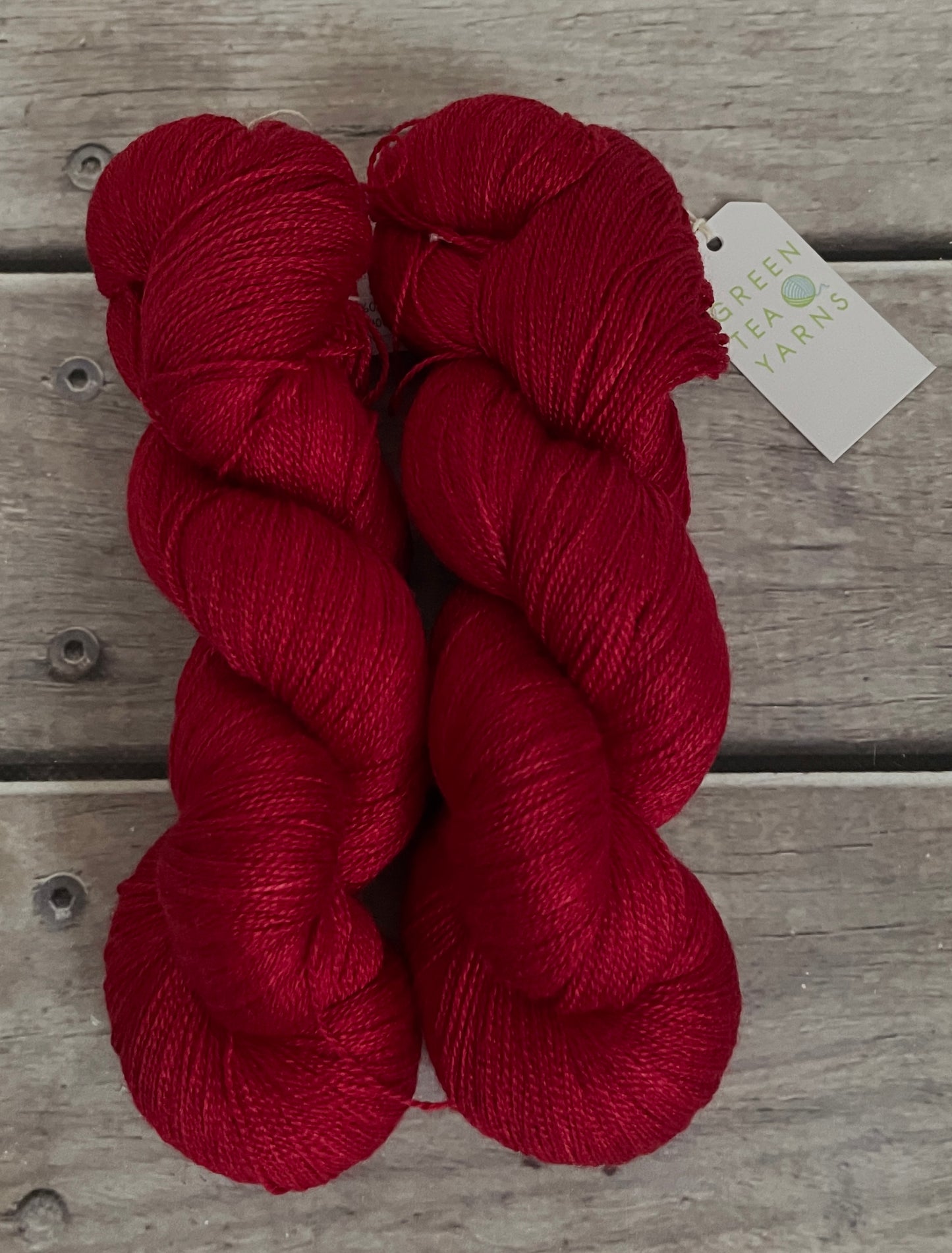 Red Lacquer - Merino/silk - 2 Ply - Jasmin