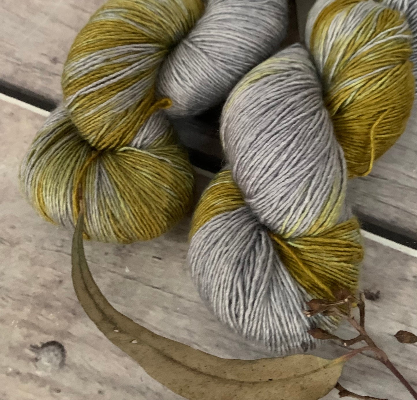 Silvereye Wing -  4 ply Merino /Silk single yarn - Osmanthus