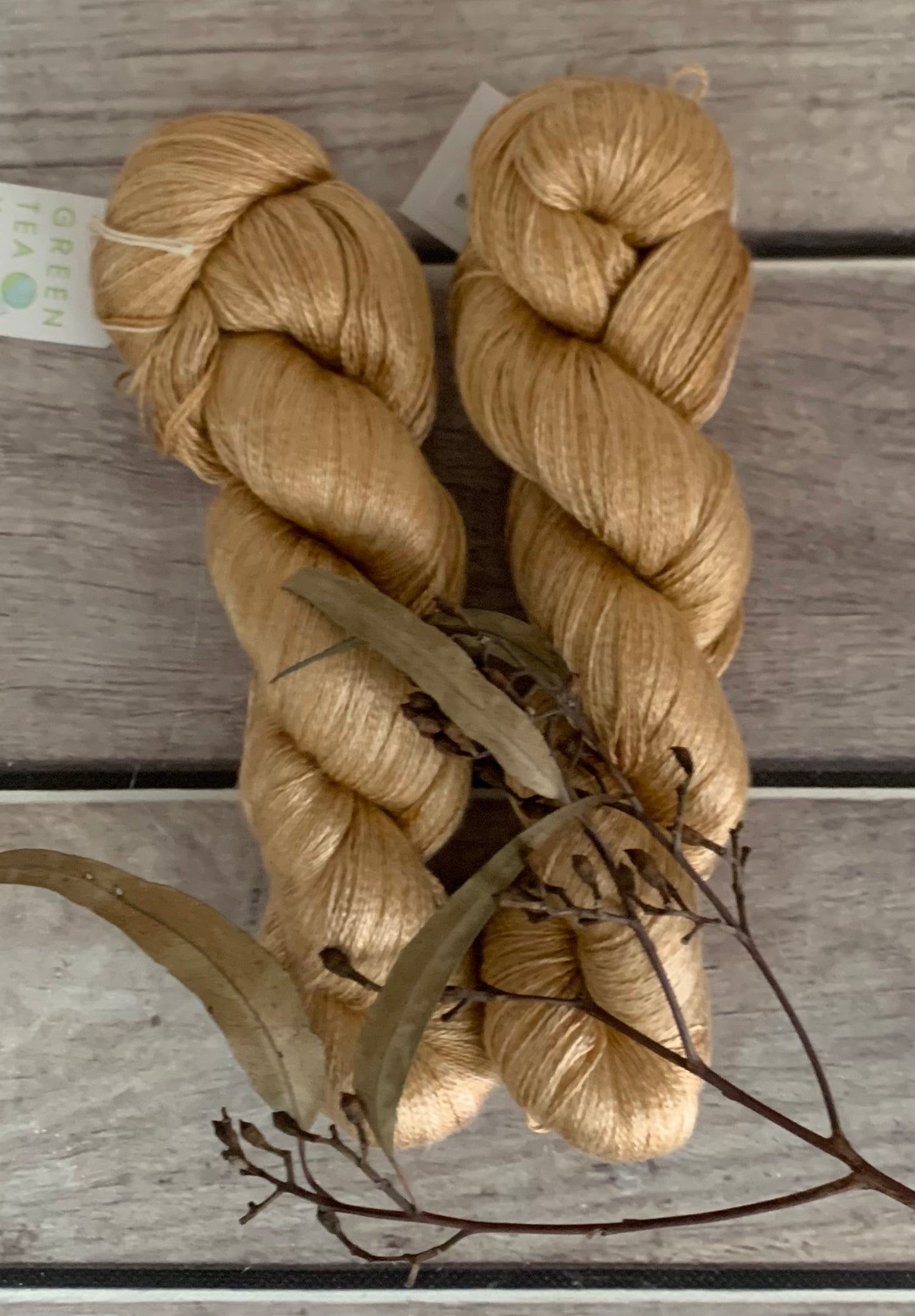 Bronze - 2 ply in Mulberry silk - Pekoe l