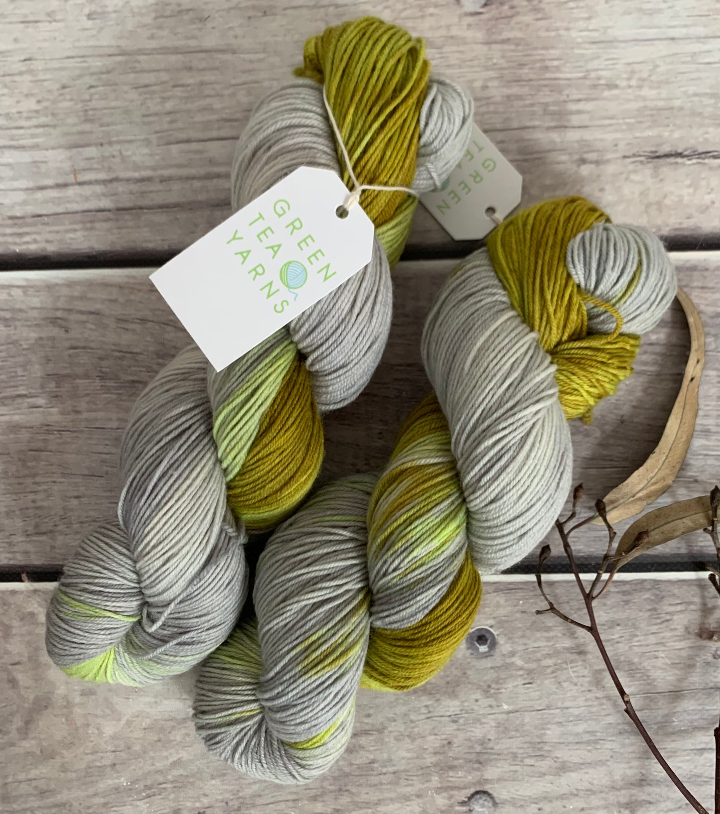 Silvereye Wing - sock yarn in merino and nylon - Darjeeling