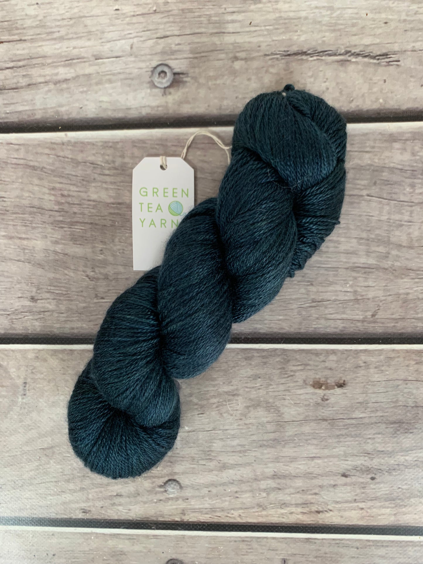 Deep Seas- 4 ply in silk and merino - White Cloud f