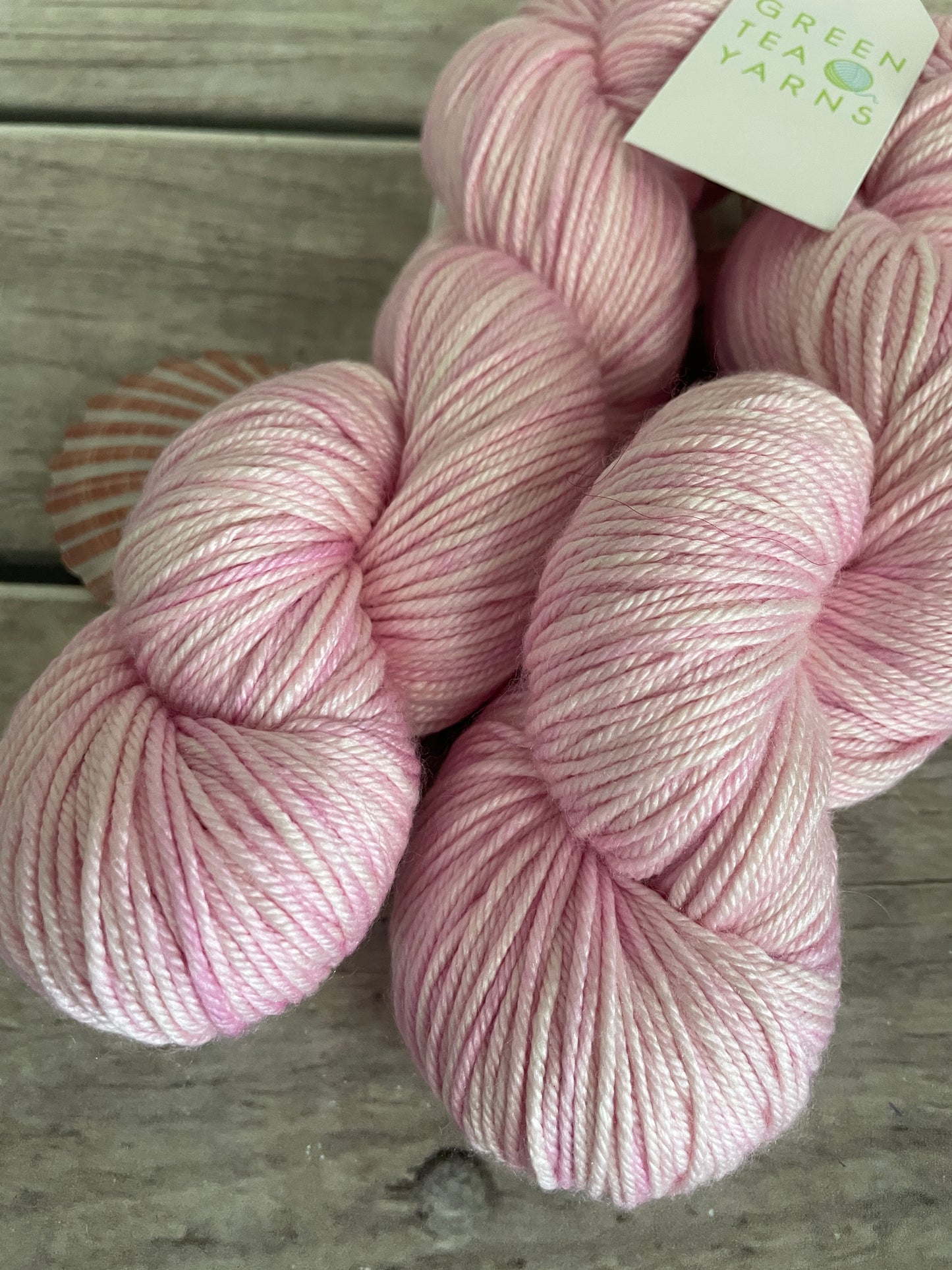 Pale Dragon - merino/silk - Jasmin DK