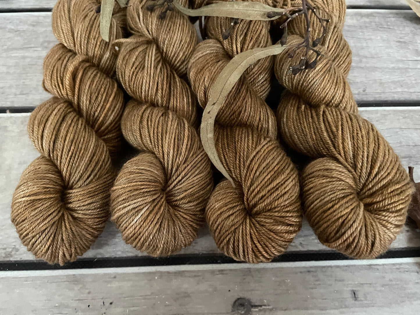 Bronze - 8 Ply - BFL and silk - Luschan DK