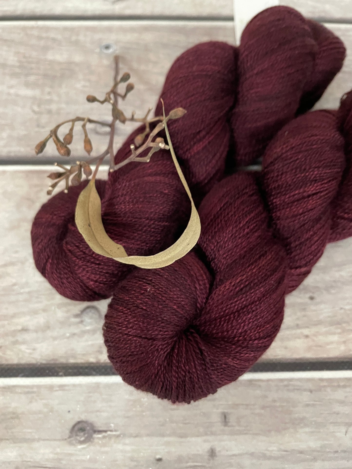 Black Cherry - Merino/silk - 2 Ply - Jasmin