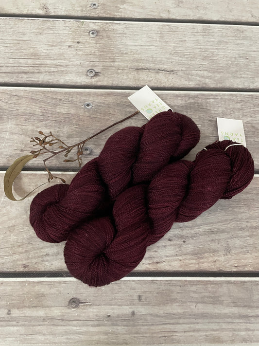 Black Cherry - Merino/silk - 2 Ply - Jasmin