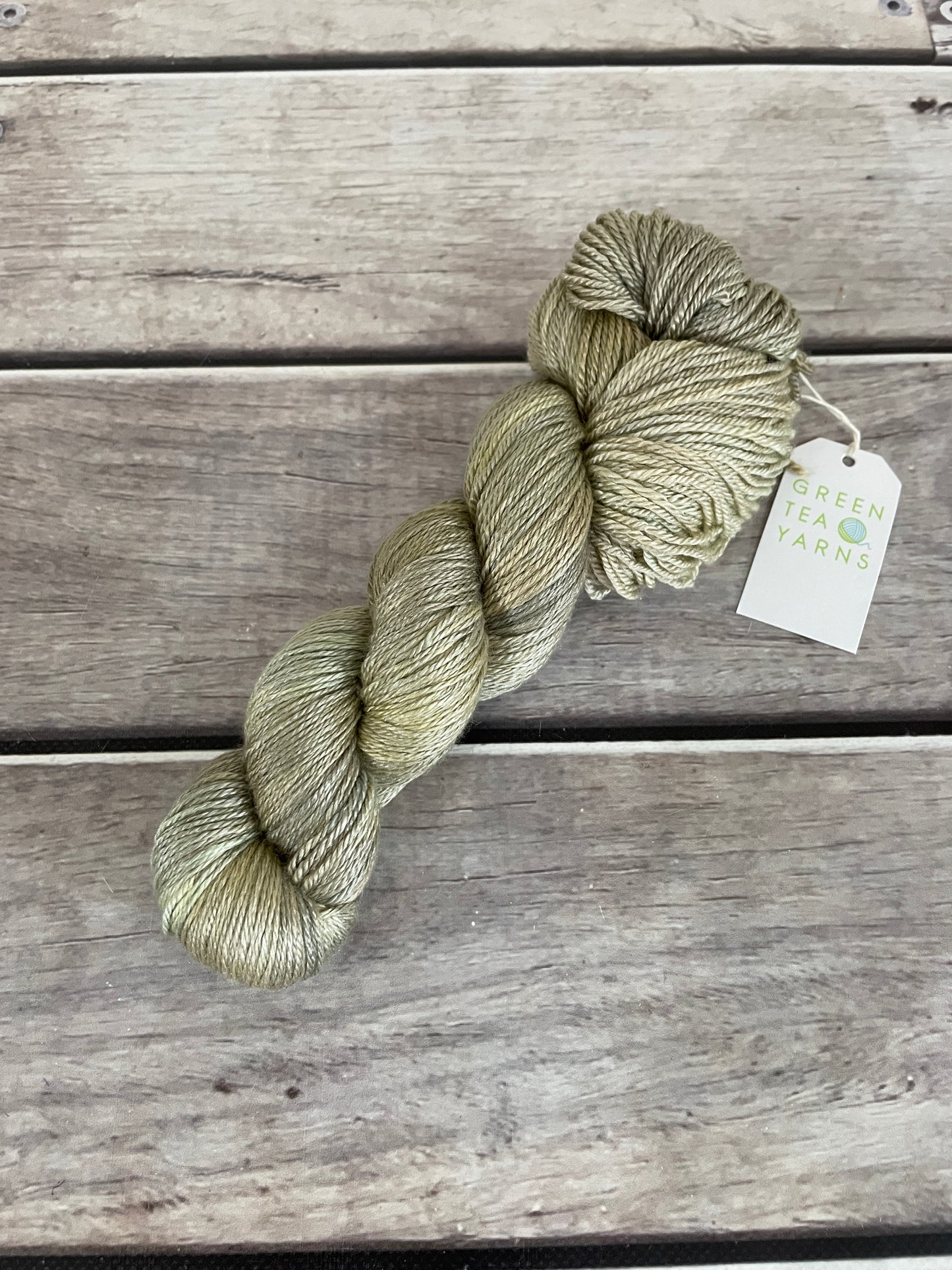 Old Gold - merino/silk 4 ply - White Cloud f