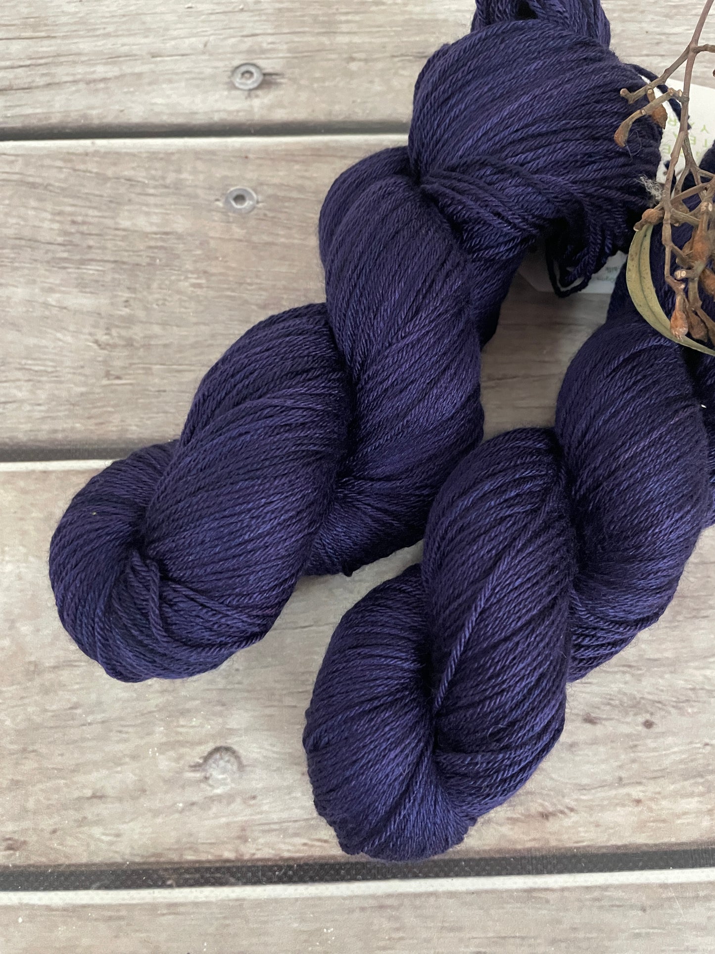 Percy's Purple - Merino/silk - 4 Ply - Jasmin4