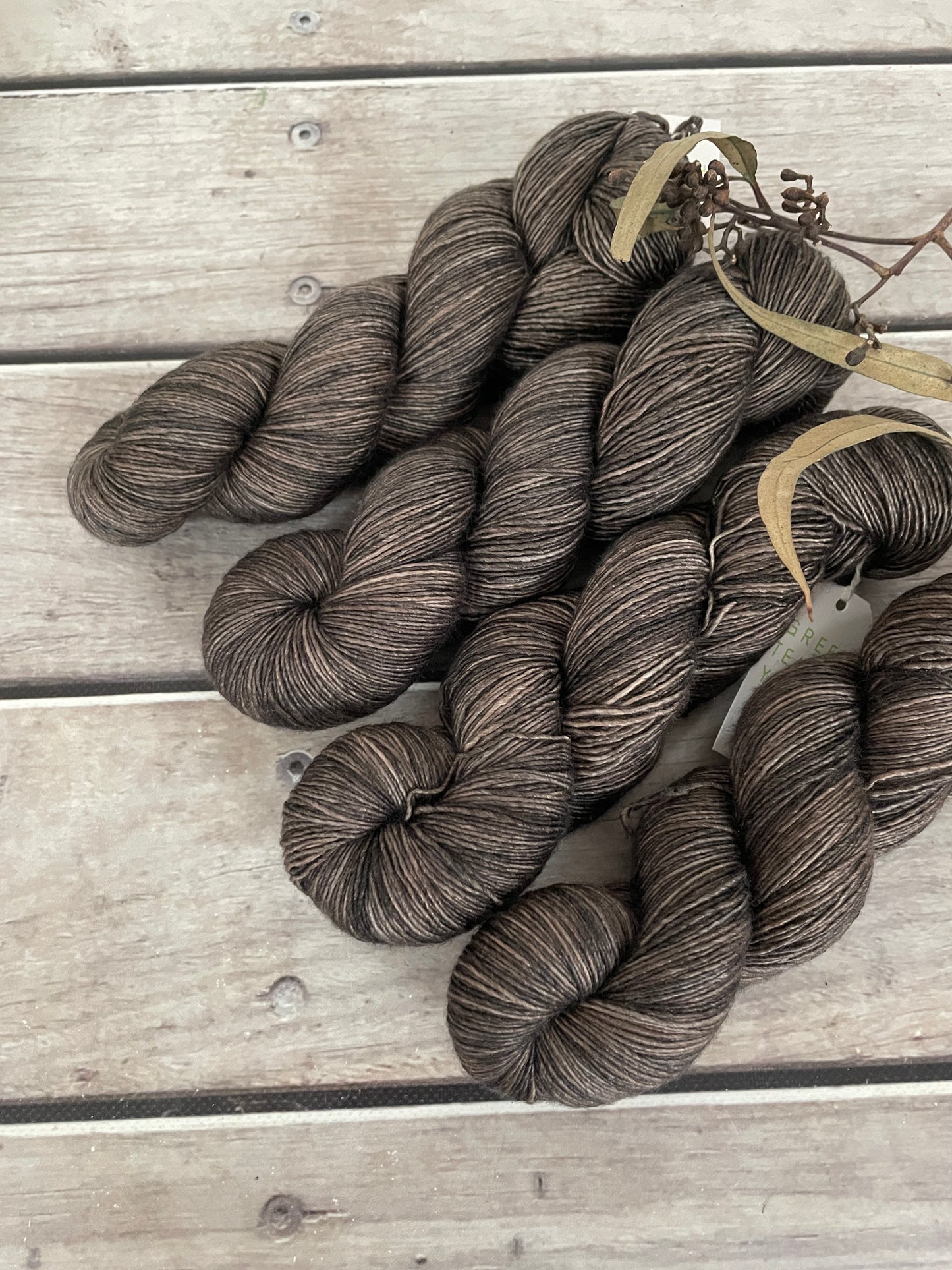 Pale Peat on Merino and Silk 4 ply single - Osmanthus