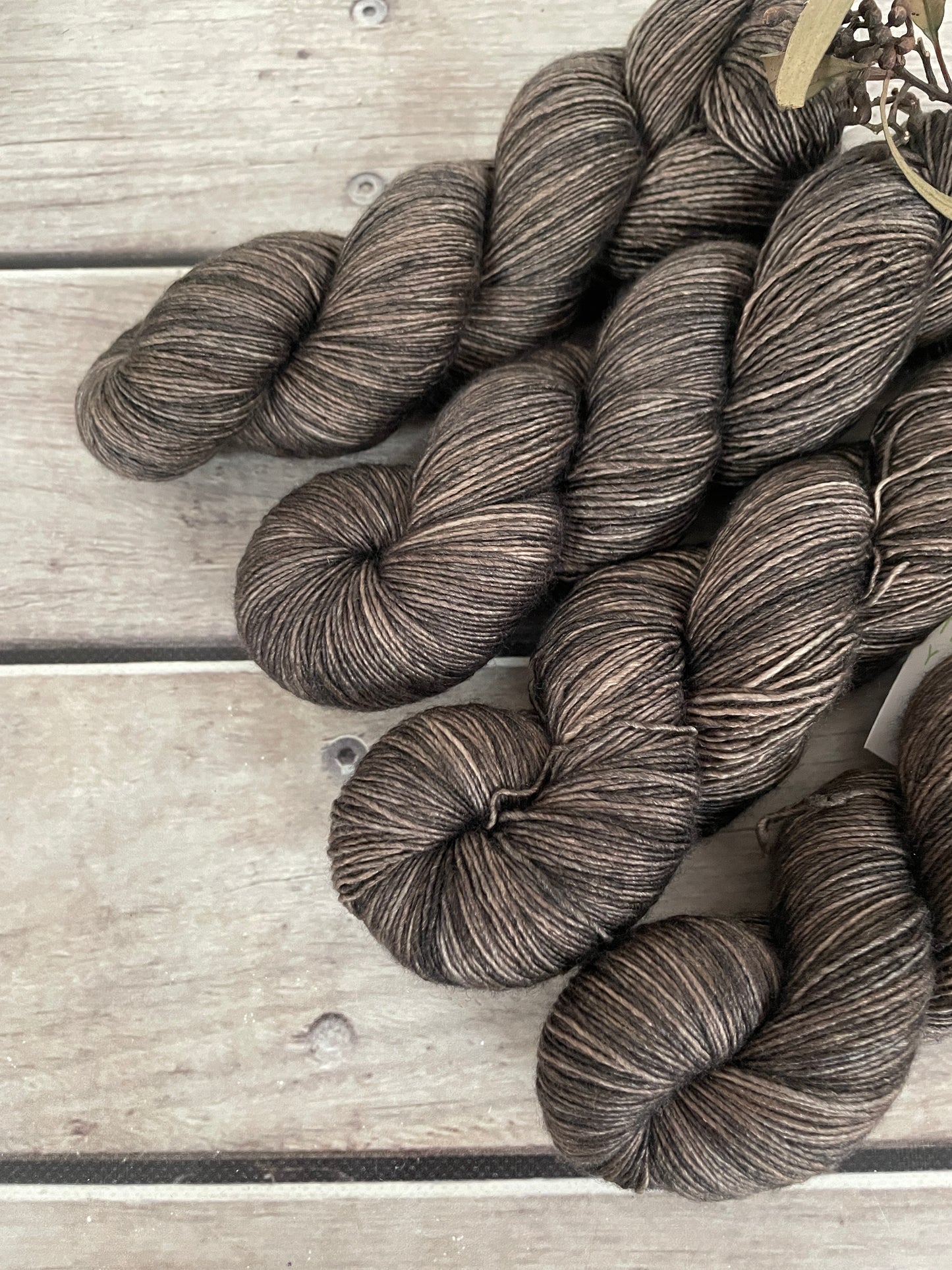 Pale Peat on Merino and Silk 4 ply single - Osmanthus