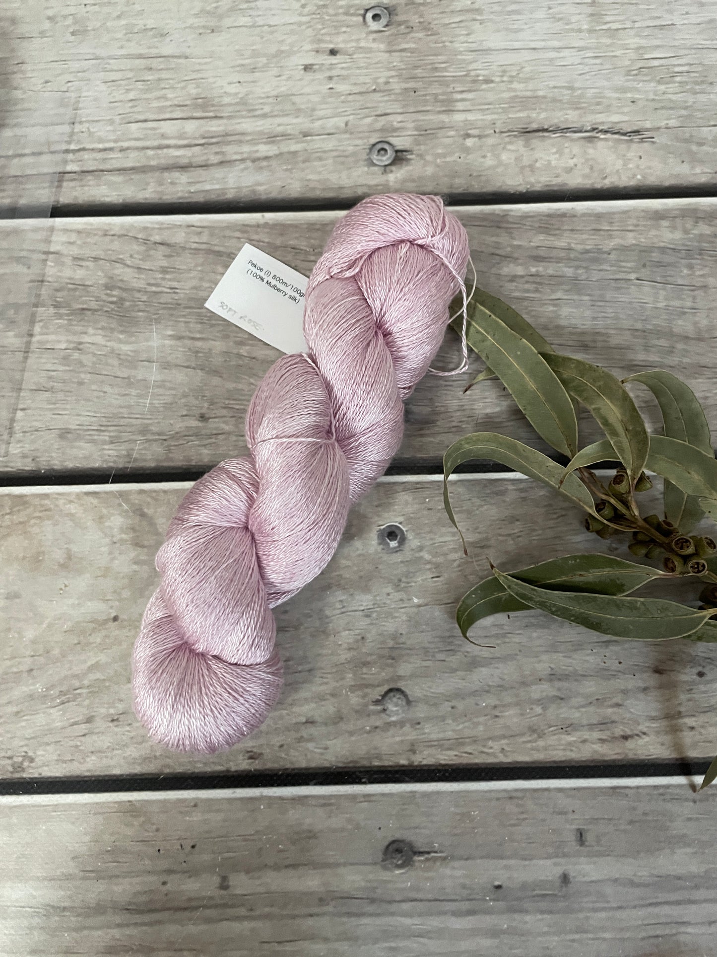 Soft Rose - 2 ply in Mulberry silk - Pekoe (l)