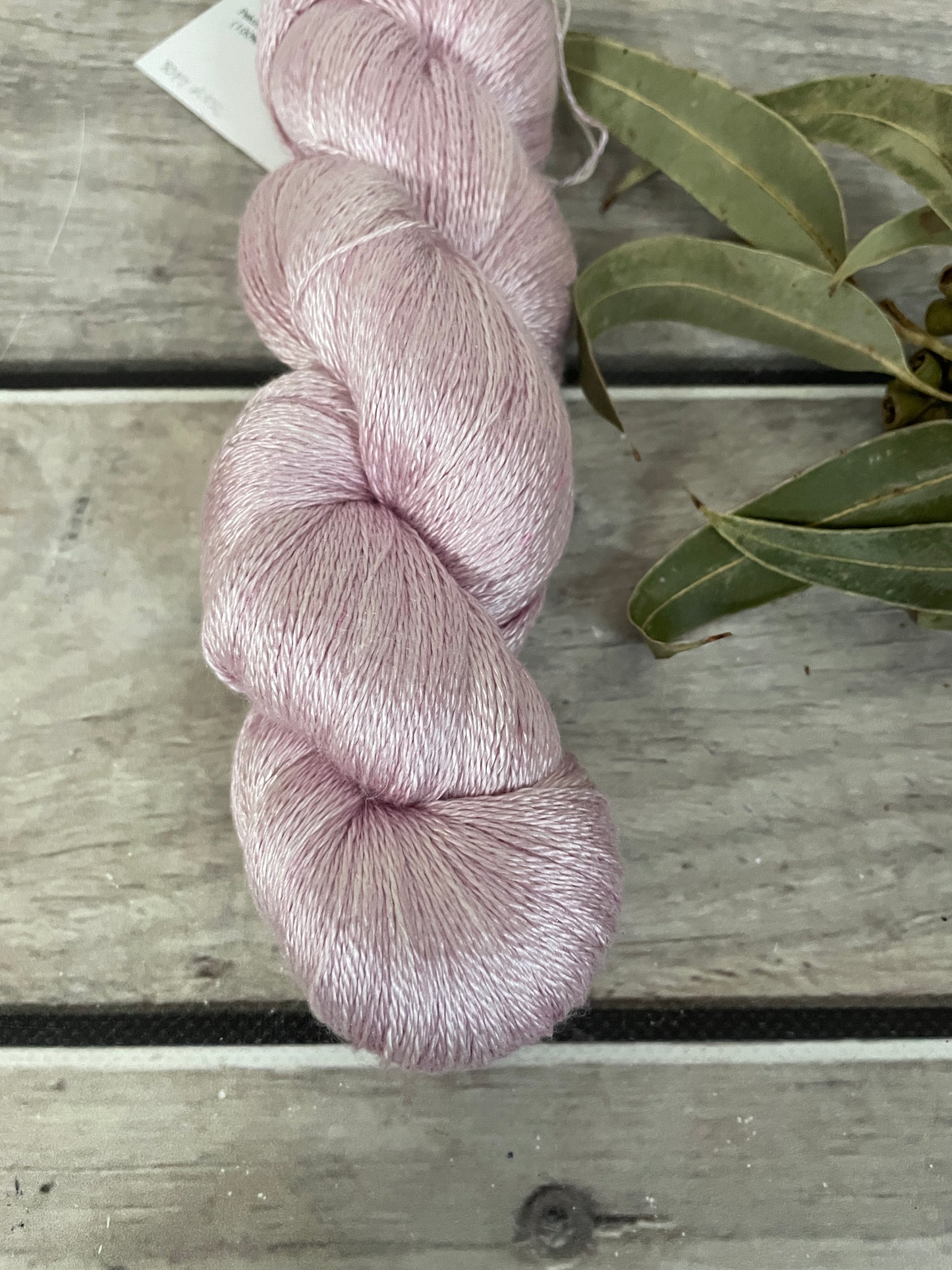 Soft Rose - 2 ply in Mulberry silk - Pekoe (l)