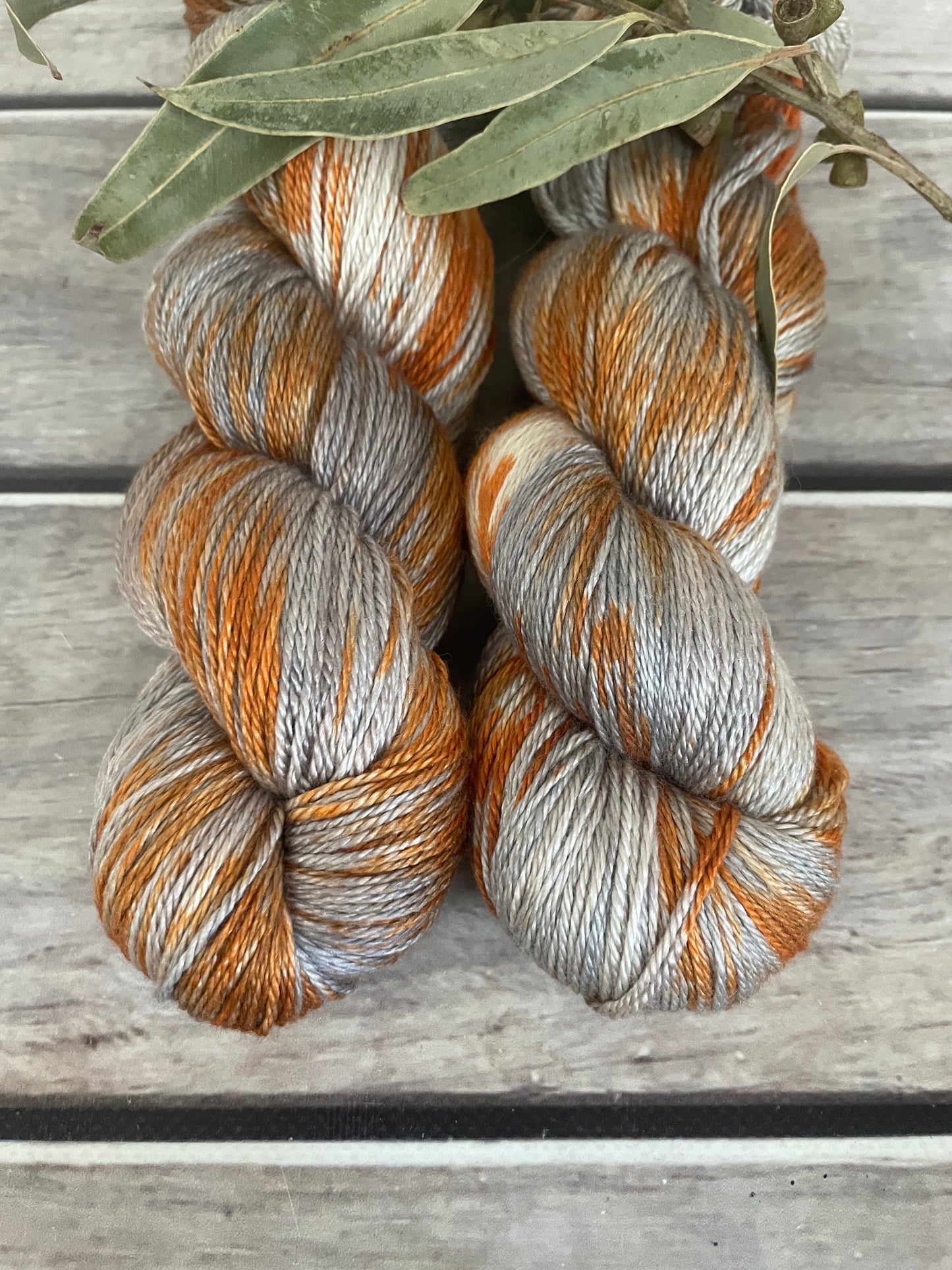 Rusty Oysters - 4 ply in silk and merino - White Cloud