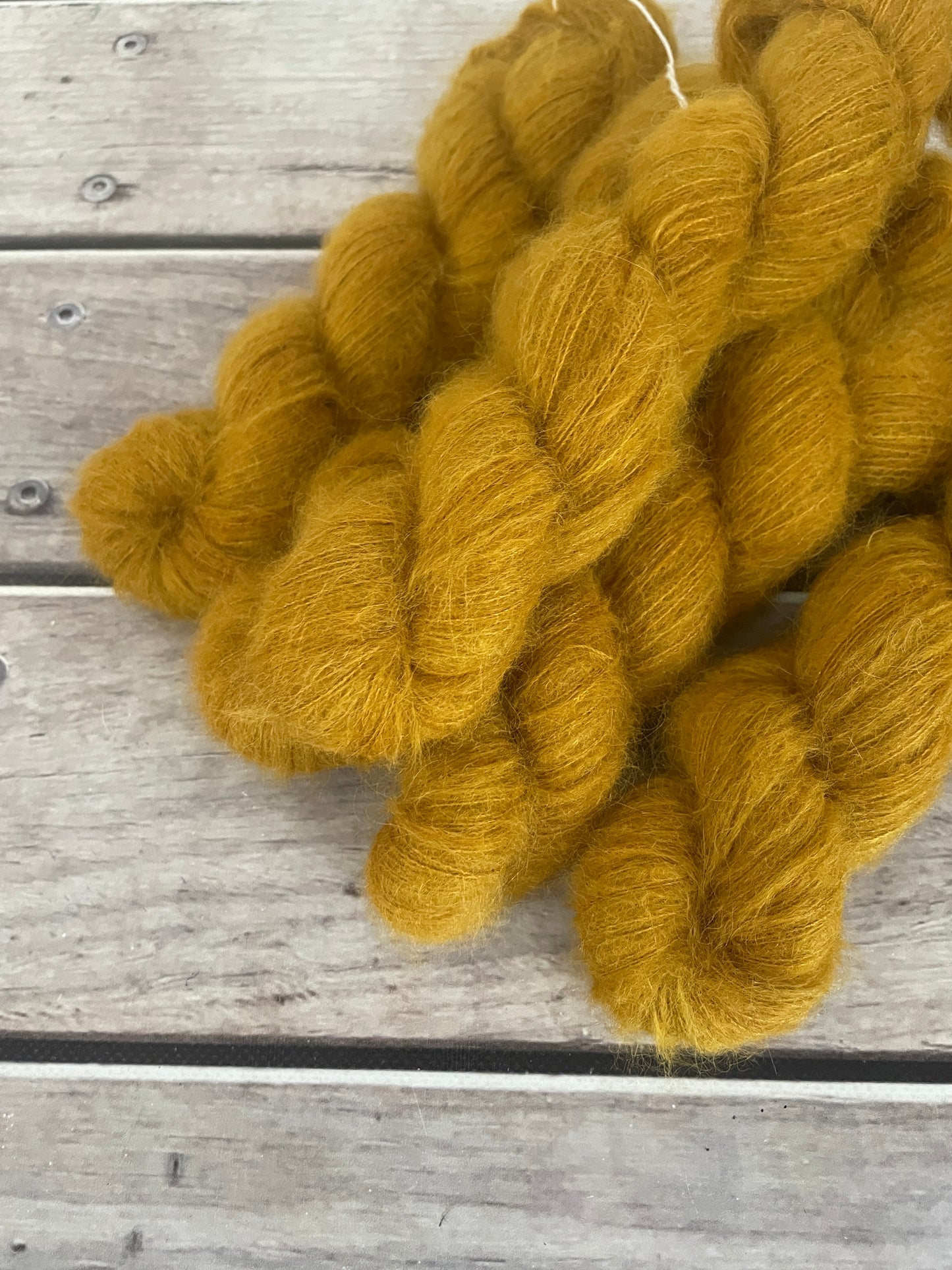 Ming Tile - 2 ply Suri/merino fluff - Rosemary