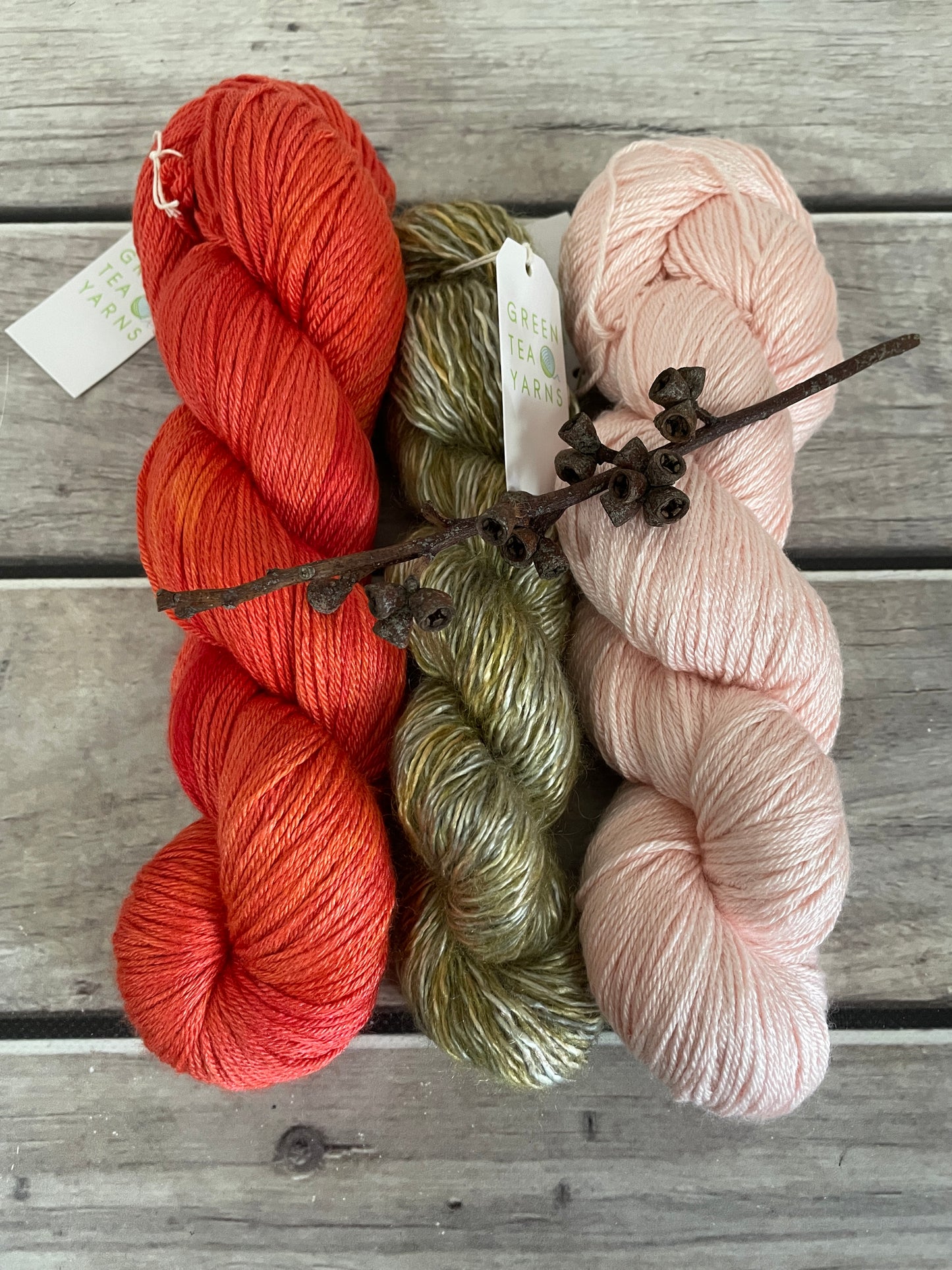 Island Hopping - 3 sk Yarn kit - Jasmin 4 and Rooibos